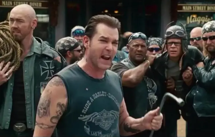 В роли злодея – Рэй Лиотта